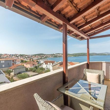 Apartments Ivana-Mira โอครูกกอร์นญี ภายนอก รูปภาพ
