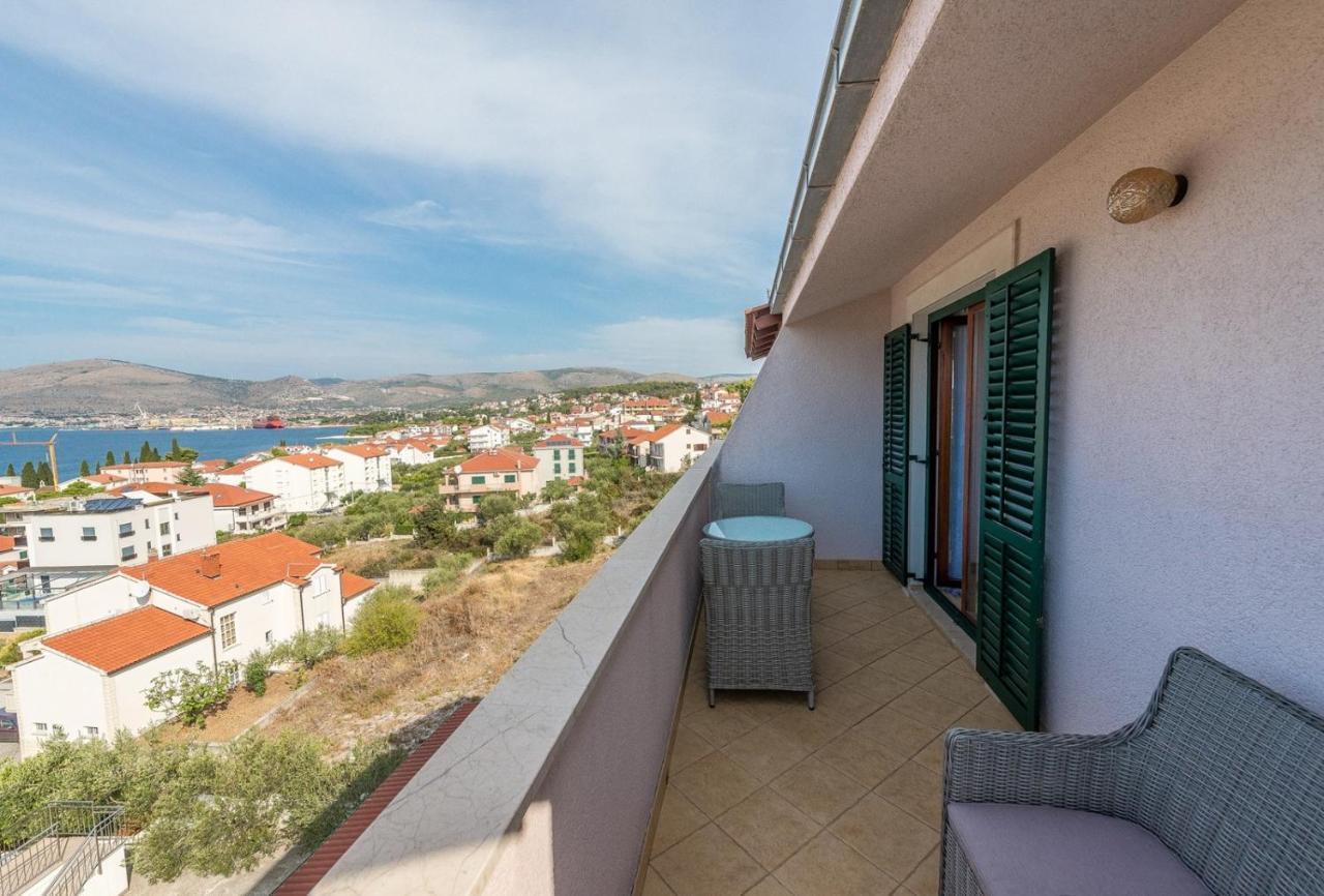 Apartments Ivana-Mira โอครูกกอร์นญี ภายนอก รูปภาพ